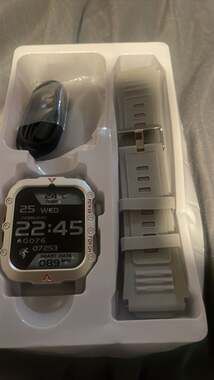 New Men'S Smart Watch LED Flashlight Outdoor Sports Smart Watch